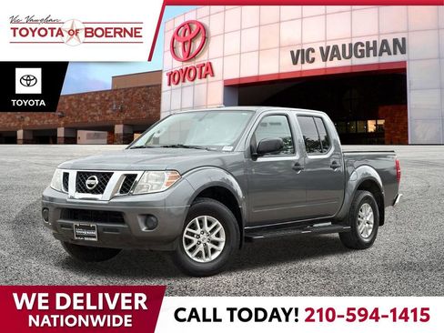 Used 2016 Nissan Frontier SV image 1