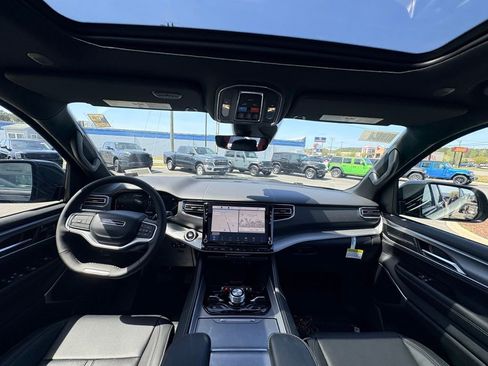 New 2026 Jeep Grand Wagoneer Limited AWD/4WD image 43