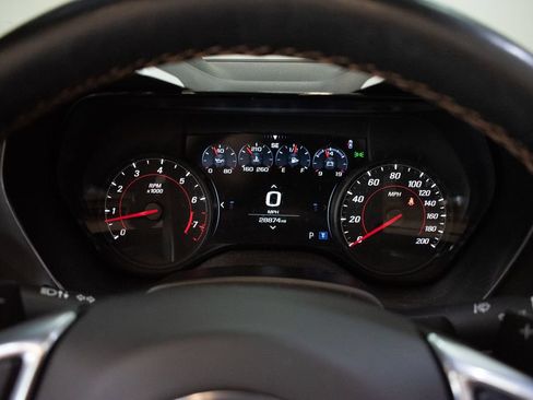 Used 2021 Chevrolet Camaro SS RWD image 17