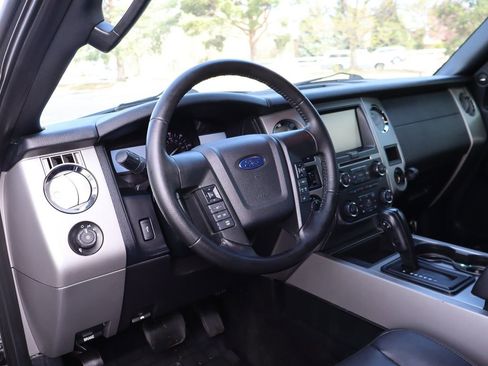 Used 2015 Ford Expedition EL XLT w/ Equipment Group 202A image 15