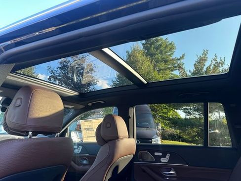 Used 2026 Mercedes-Benz GLS 450 4MATIC image 38