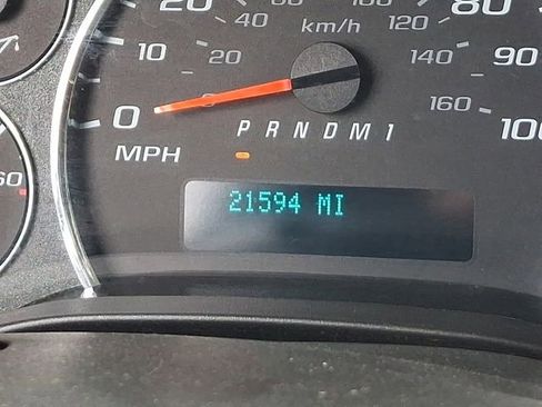 Used 2024 GMC Savana 2500 w/ Driver Convenience Package image 22