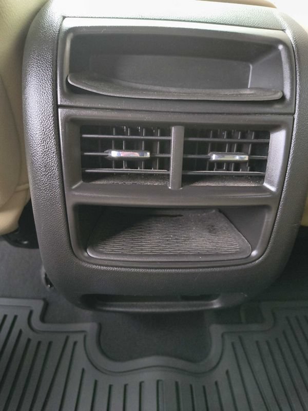 Used 2017 Cadillac XT5 FWD image 18