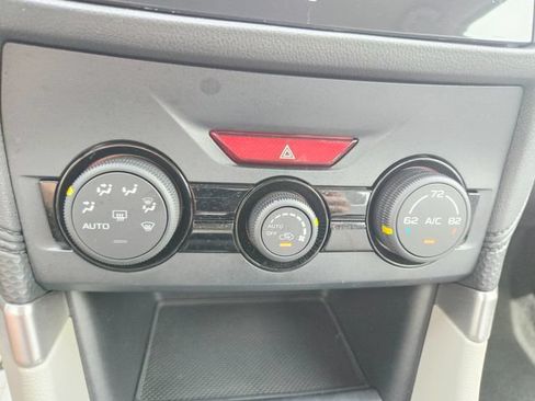 Used 2021 Subaru Forester AWD/4WD image 23