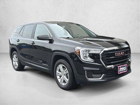 Used 2024 GMC Terrain SLE AWD/4WD image 2