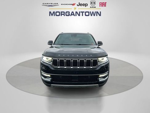 Used 2022 Jeep Wagoneer Series III w/ Rear Seat Video Group 1 image 2