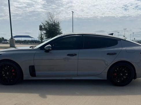 Used 2022 Kia Stinger GT2 w/ Red Interior Color Package RWD image 9