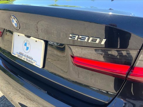 Used 2021 BMW 330i Sedan w/ Premium Package image 30