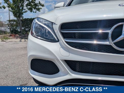 Used 2016 Mercedes-Benz C 300 4MATIC Sedan image 9