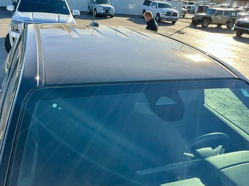 Used 2023 GMC Canyon Elevation w/ Convenience Package image 12