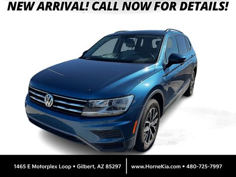 Used 2019 Volkswagen Tiguan SE w/ Panoramic Sunroof Package image 1