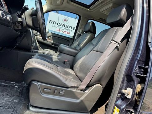 Used 2009 GMC Yukon XL SLT AWD/4WD image 5