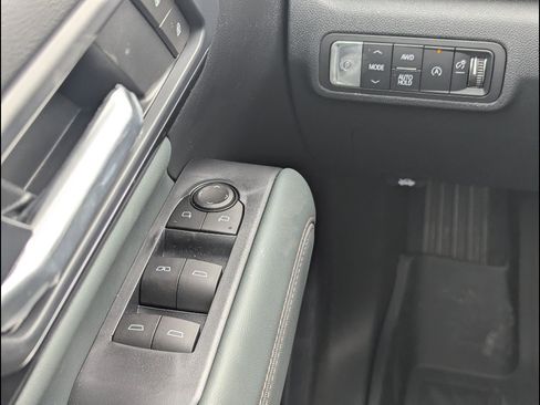 New 2026 GMC Terrain AT4 w/ Technology Package II AWD/4WD image 23