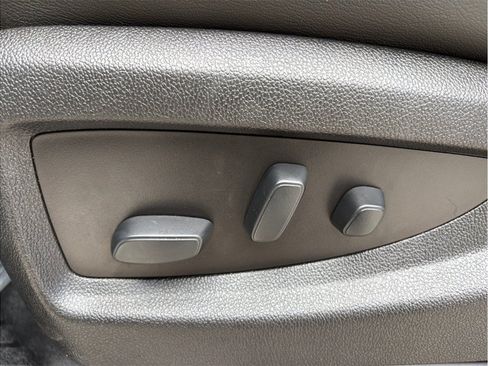 Used 2019 GMC Sierra 2500 Denali w/ Duramax Plus Package AWD/4WD image 22
