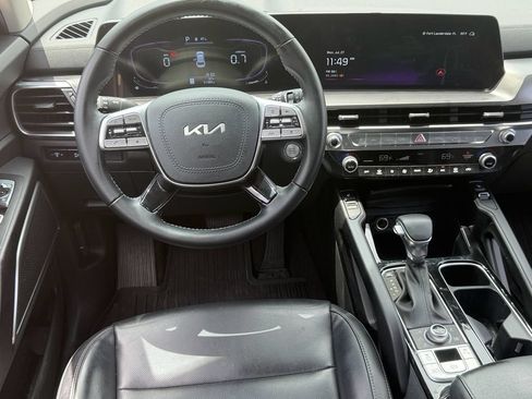 Used 2024 Kia Telluride S AWD/4WD image 13