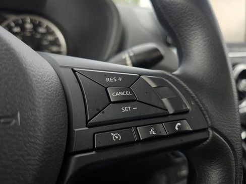 Used 2025 Nissan Sentra S image 32