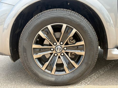 Used 2020 Nissan Armada Platinum w/ Captain's Chairs Package AWD/4WD image 12