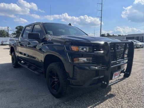 Used 2021 Chevrolet Silverado 1500 Custom Trail Boss w/ Safety Confidence Package image 2