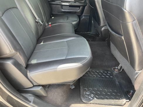 Used 2018 RAM 3500 Laramie image 28