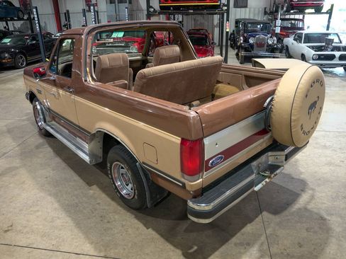 Used 1987 Ford Bronco AWD/4WD image 16