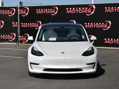 Used 2023 Tesla Model 3 Standard Range RWD image 2
