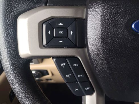 Used 2016 Ford F150 Lariat image 11