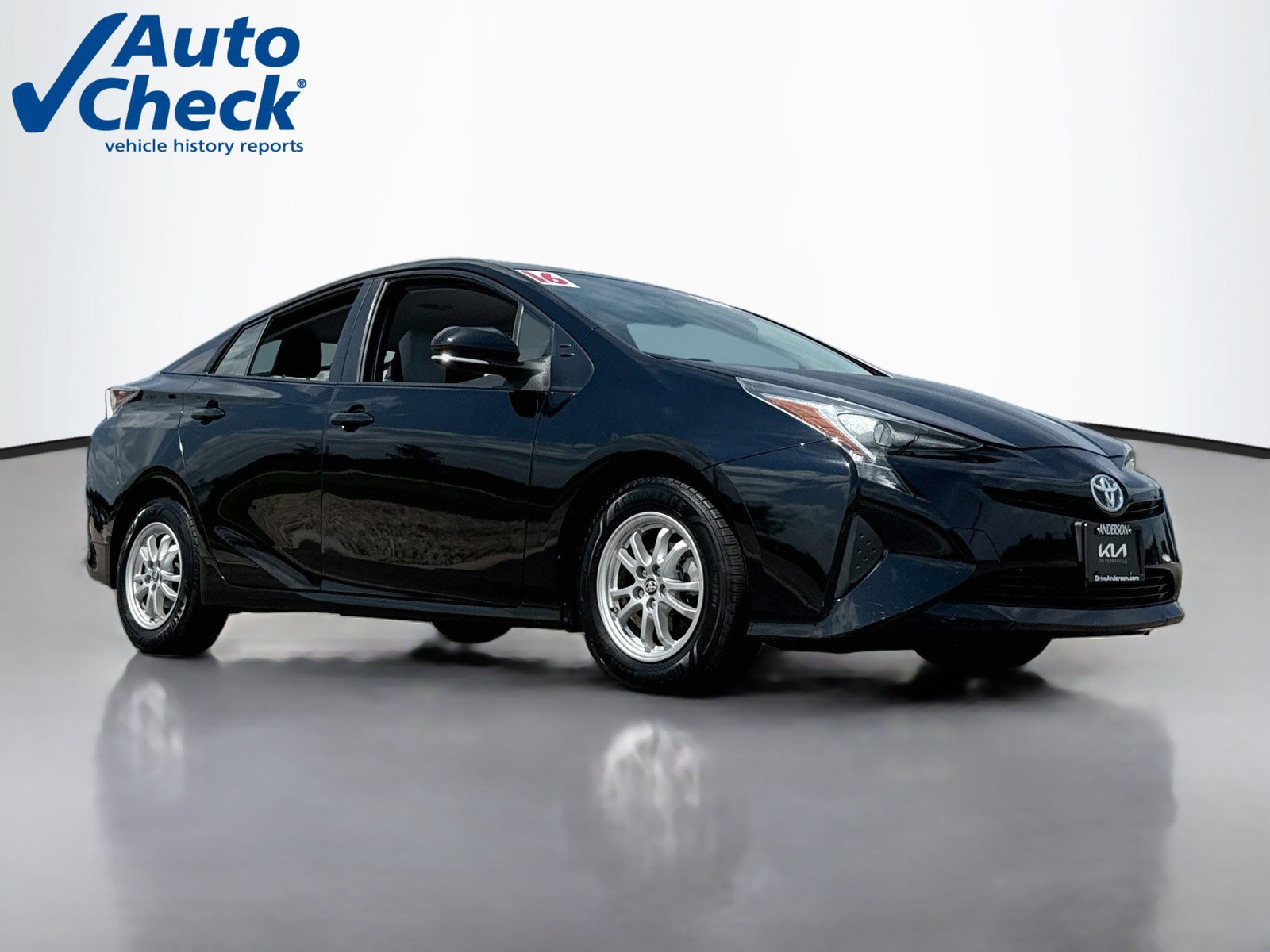 Used 2016 Toyota Prius Two FWD image 1