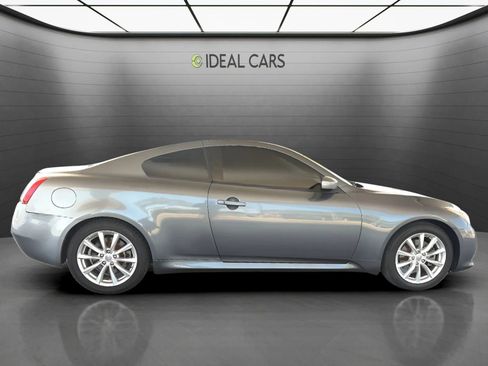 Used 2015 INFINITI Q60 Journey w/ Premium Package RWD image 6