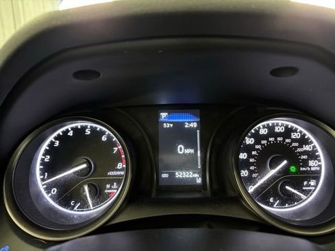 Used 2024 Toyota Camry SE image 16