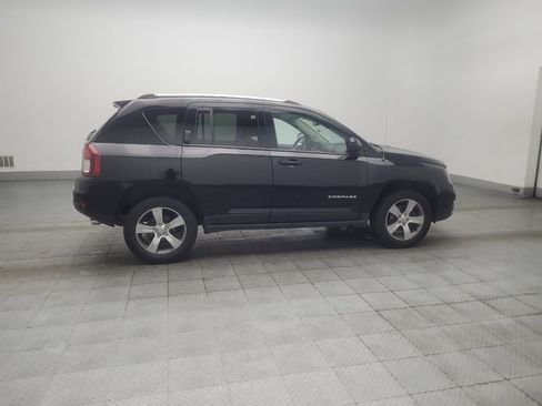 Used 2017 Jeep Compass High Altitude AWD/4WD image 10