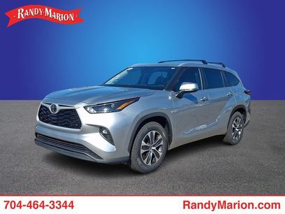 Used 2024 Toyota Highlander XLE