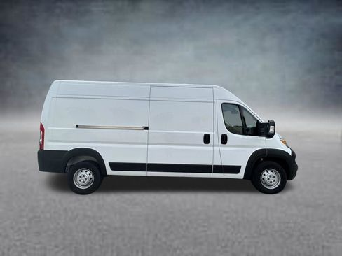 Used 2023 RAM ProMaster 2500 FWD image 8