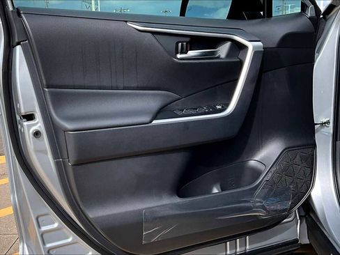 New 2025 Toyota RAV4 XLE image 15