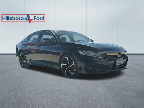 Used 2022 Honda Accord Sport image 3