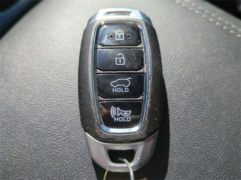 Used 2019 Hyundai Santa Fe Limited image 37