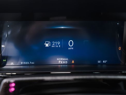Used 2023 Lincoln Navigator Reserve AWD/4WD image 12