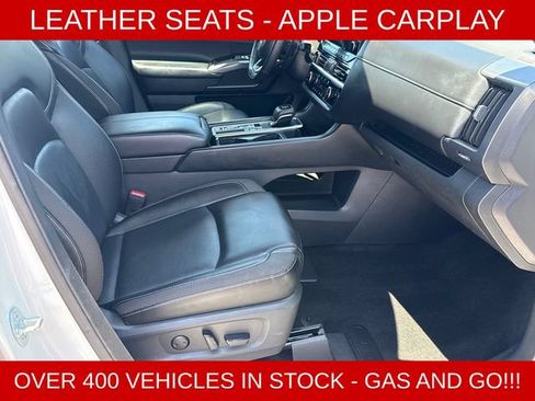 Used 2023 Nissan Pathfinder SL FWD image 13