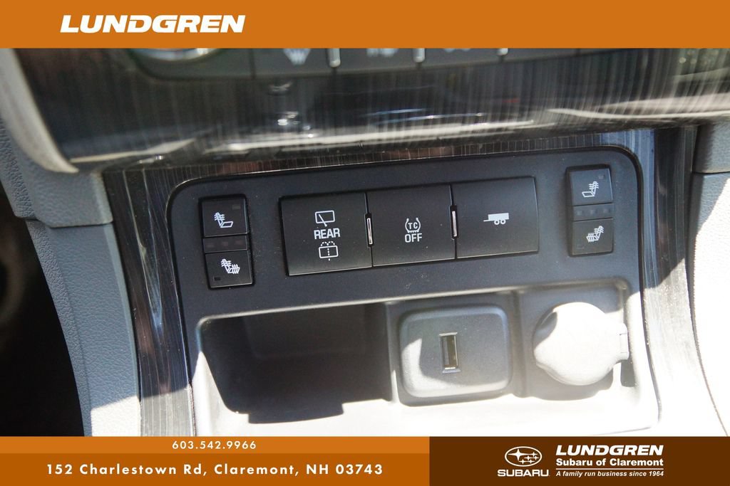 Used 2015 Chevrolet Traverse LT w/ Traveler's Package FWD image 22