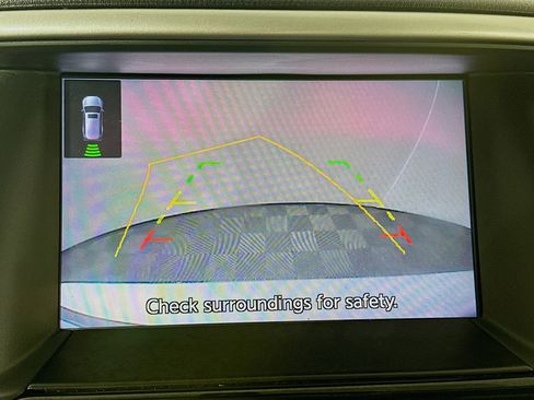 Used 2019 Nissan Pathfinder SV image 13