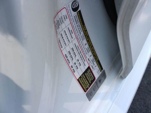 Used 2018 Audi A4 2.0T Premium Plus w/ Premium Plus Package image 37