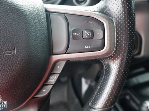 Used 2024 RAM 3500 Tradesman w/ Chrome Appearance Group AWD/4WD image 16