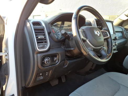 Used 2022 RAM 1500 Big Horn AWD/4WD image 19