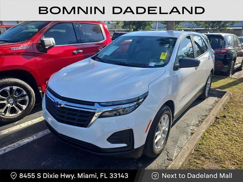 Used 2024 Chevrolet Equinox LS image 2