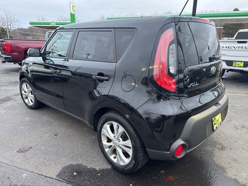 Used 2014 Kia Soul + image 4
