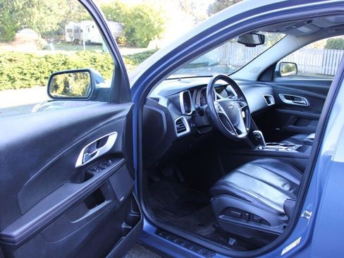 Used 2011 Chevrolet Equinox LTZ image 5