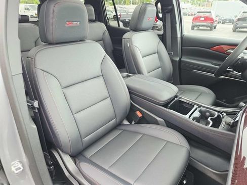 New 2026 Chevrolet Traverse Z71 w/ Driver Confidence Package AWD/4WD image 16