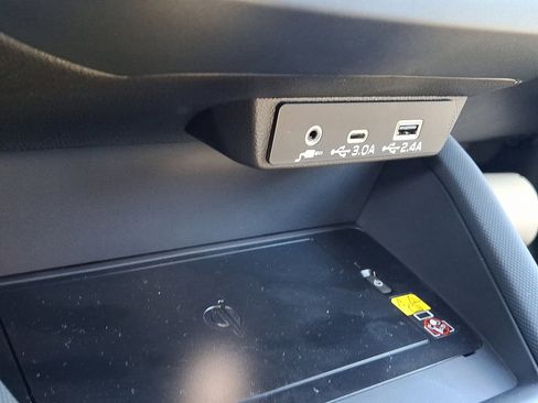 New 2025 Subaru Forester Limited image 16