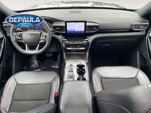 Used 2023 Ford Explorer ST-Line w/ Class IV Trailer Tow Package image 13