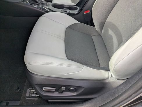 Used 2024 Toyota Corolla XSE FWD image 14