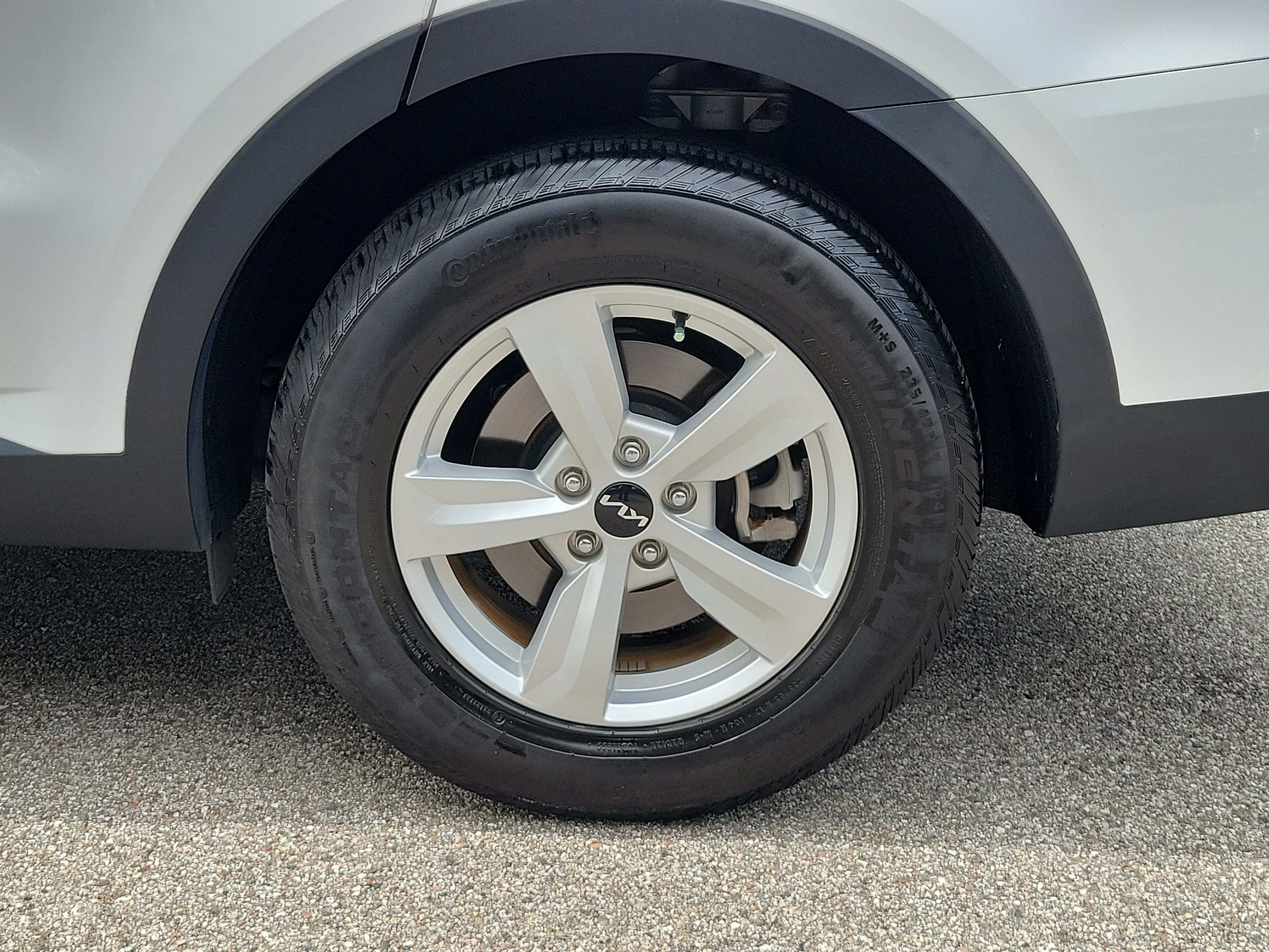 Used 2024 Kia Sorento LX FWD image 10